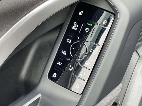 Certified 2025 Audi SQ5 Premium Plus AWD/4WD image 15