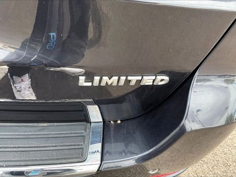 Used 2015 Jeep Grand Cherokee Limited w/ Luxury Group II image 10