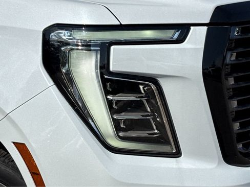 New 2026 GMC Yukon XL Denali Ultimate AWD/4WD image 21