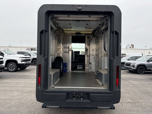 Used 2024 Chevrolet Brightdrop 400 w/ Commercial Equipment Package AWD/4WD image 15