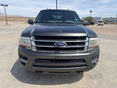 Used 2017 Ford Expedition XLT AWD/4WD image 7