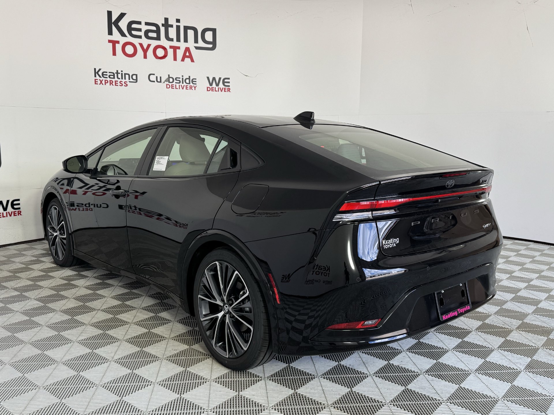 New 2027 Toyota Prius XLE FWD image 10