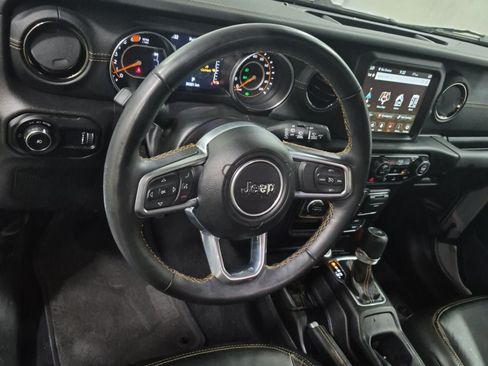 Used 2023 Jeep Wrangler Unlimited Sahara AWD/4WD image 13
