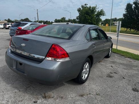 Used 2006 Chevrolet Impala LT FWD image 6