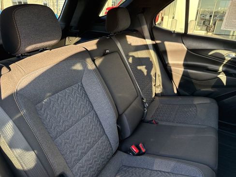 Used 2023 Chevrolet Equinox LT AWD/4WD image 35