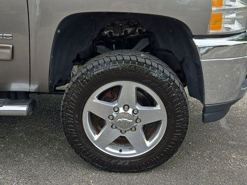 Used 2012 Chevrolet Silverado 2500 LTZ w/ LTZ Plus Package image 4