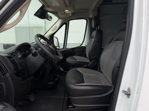 Used 2023 RAM ProMaster 1500 w/ Driver Convenience Group image 9