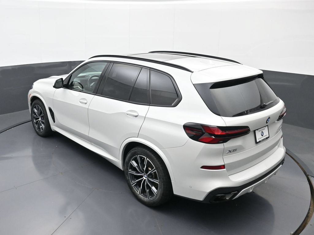 Used 2024 BMW X5 xDrive40i w/ Executive Package AWD/4WD image 35