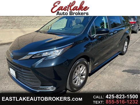 Used 2021 Toyota Sienna XLE w/ XLE Plus Package AWD/4WD image 1