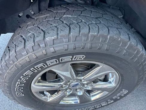 Used 2020 Ford F150 Lariat AWD/4WD image 9
