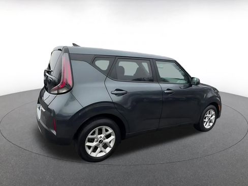 Used 2025 Kia Soul LX w/ LX Technology Package image 15
