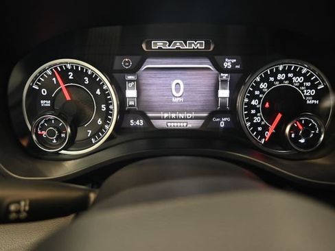 Used 2024 RAM 1500 Big Horn AWD/4WD image 31