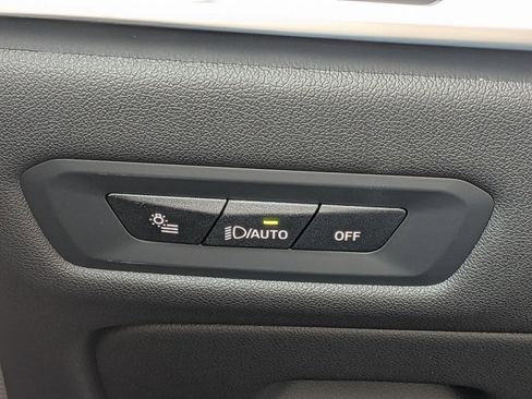 New 2026 BMW X6 xDrive40i w/ Climate Comfort Package image 18