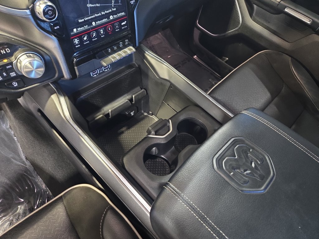 Used 2020 RAM 1500 Laramie w/ Sport Appearance Package AWD/4WD image 28