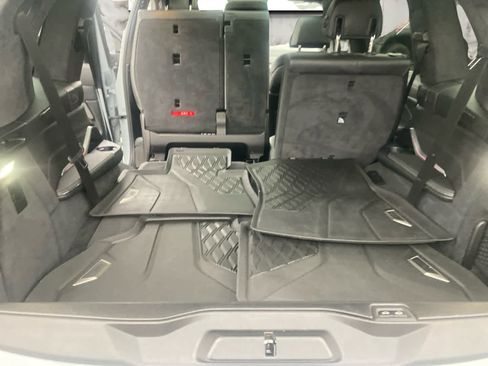 Used 2023 BMW X7 M60i w/ Executive Package image 27