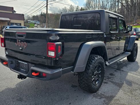 Used 2023 Jeep Gladiator Mojave w/ Cold Weather Group image 11
