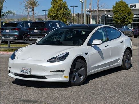 Used 2022 Tesla Model 3 Long Range image 1