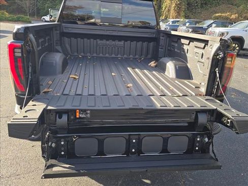 New 2026 GMC Sierra 2500 AT4 w/ AT4 Premium Plus Package image 7