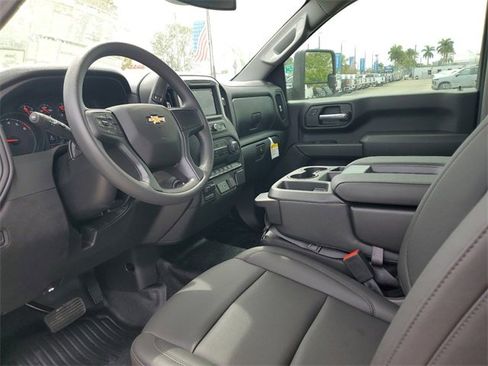New 2025 Chevrolet Silverado 2500 W/T w/ WT Convenience Package image 6