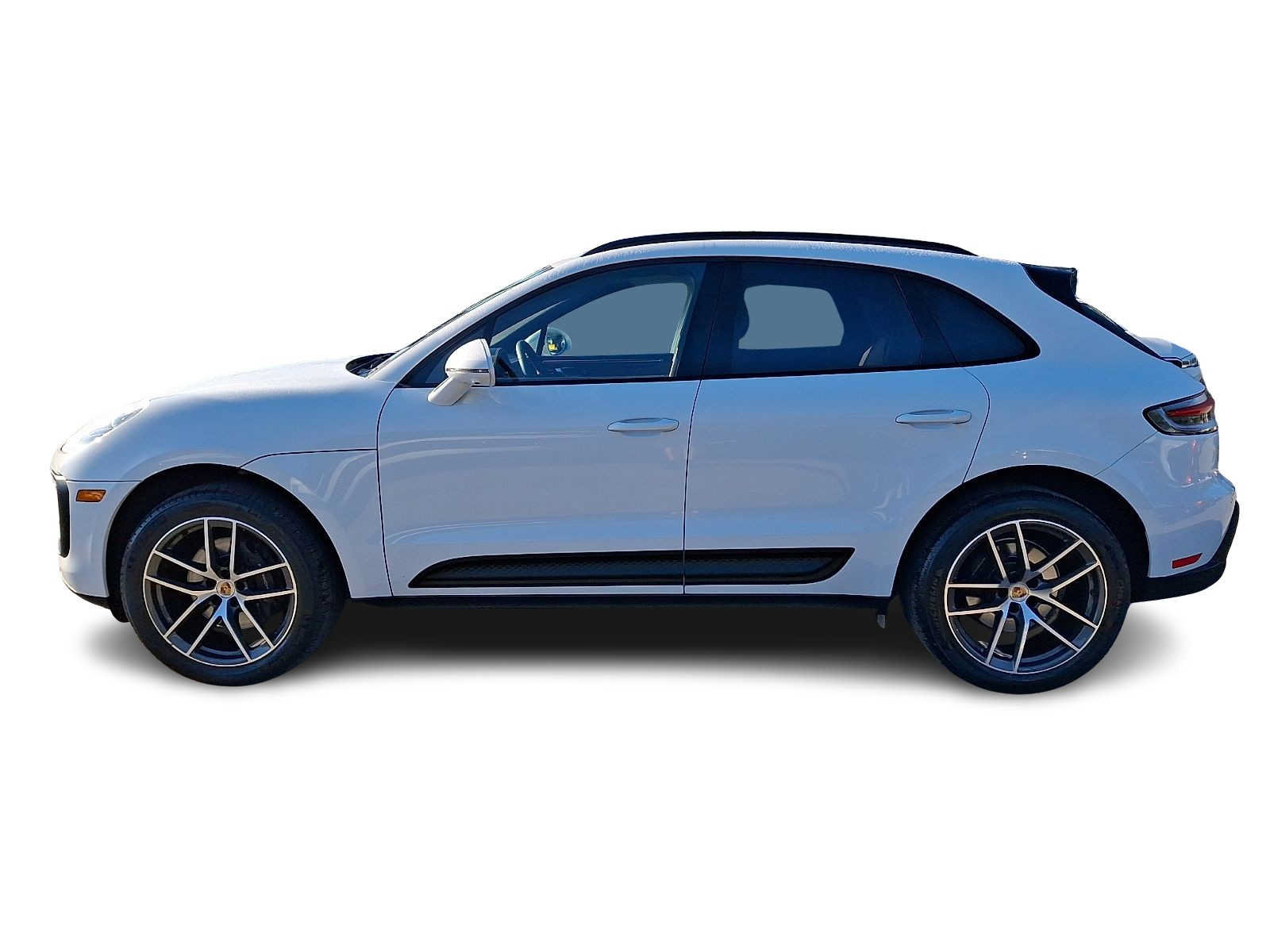 Used 2024 Porsche Macan AWD/4WD image 4