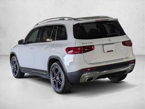 Used 2026 Mercedes-Benz GLB 250 image 10