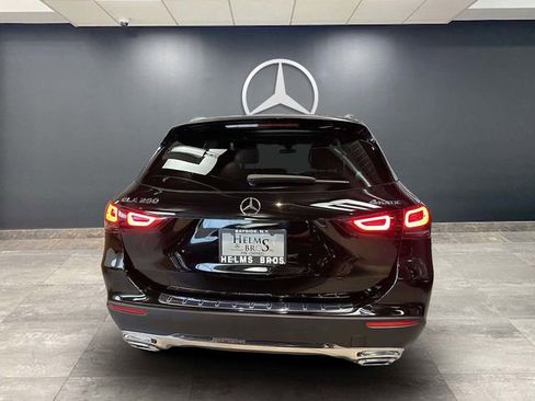 Certified 2022 Mercedes-Benz GLA 250 4MATIC image 2
