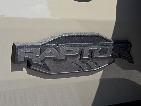 Used 2025 Ford Bronco Raptor AWD/4WD image 10