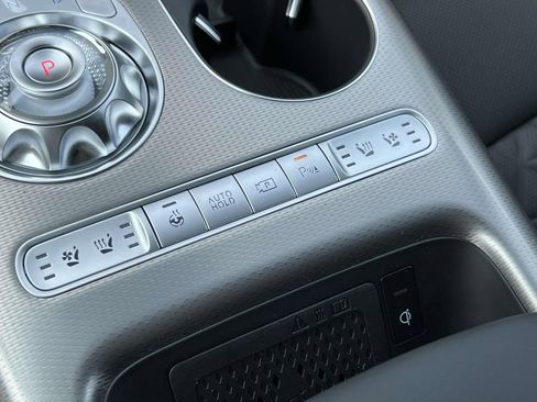 New 2025 Genesis GV60 Performance image 34