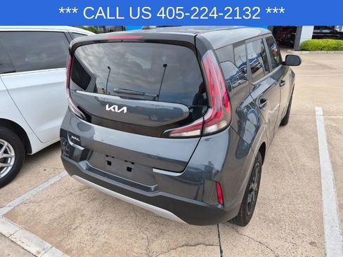 Used 2024 Kia Soul LX w/ Option Group 015 FWD image 10
