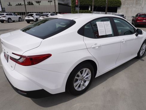 Certified 2025 Toyota Camry LE image 7