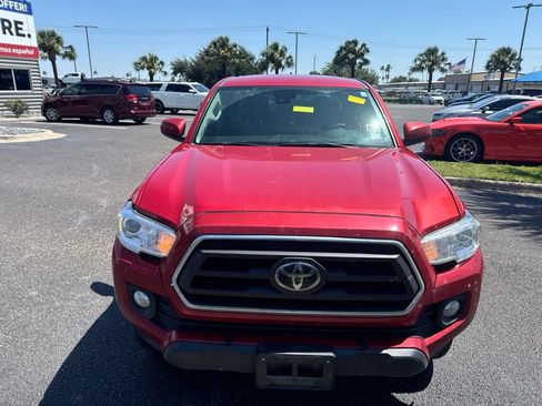 Used 2022 Toyota Tacoma SR5 RWD image 8