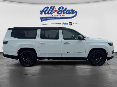 Used 2024 Jeep Grand Wagoneer L Series II w/ Quick Order Packagew 28T AWD/4WD image 27