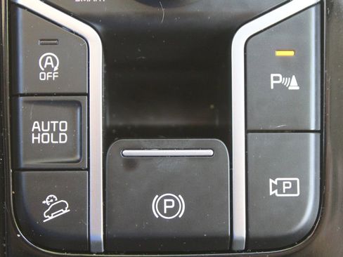 Used 2025 Kia Sorento SX AWD/4WD image 40