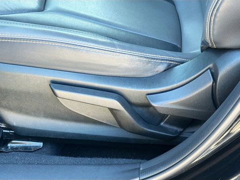 Used 2021 Subaru Crosstrek 2.5i Sport w/ Moonroof Package image 23