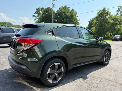 Used 2018 Honda HR-V EX image 6
