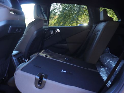 New 2026 BMW X3 xDrive30 w/ Premium Package image 14