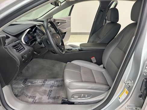 Used 2019 Chevrolet Impala LS FWD image 12