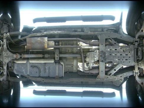 Used 2017 Nissan Titan S image 20