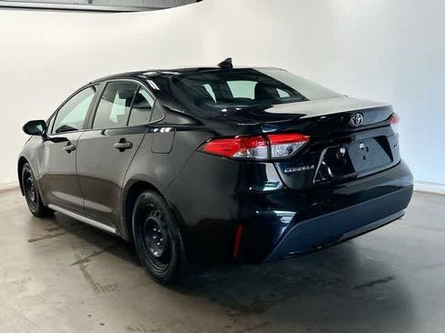 Used 2022 Toyota Corolla LE FWD image 30