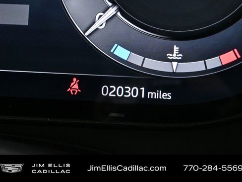 Used 2023 Land Rover Range Rover SV image 8