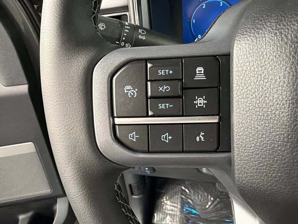 New 2026 Ford F250 Lariat w/ Tremor Off-Road Package AWD/4WD image 20