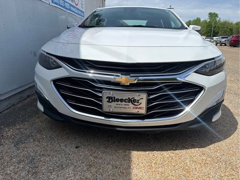 Used 2020 Chevrolet Malibu LS w/ Driver Confidence Package II image 11