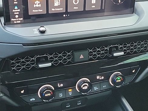 Used 2023 Honda Accord EX-L image 24