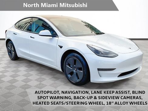 Used 2023 Tesla Model 3 Standard Range RWD image 1
