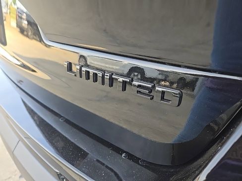 New 2025 Jeep Grand Cherokee L Limited w/ Luxury Tech Group II image 23