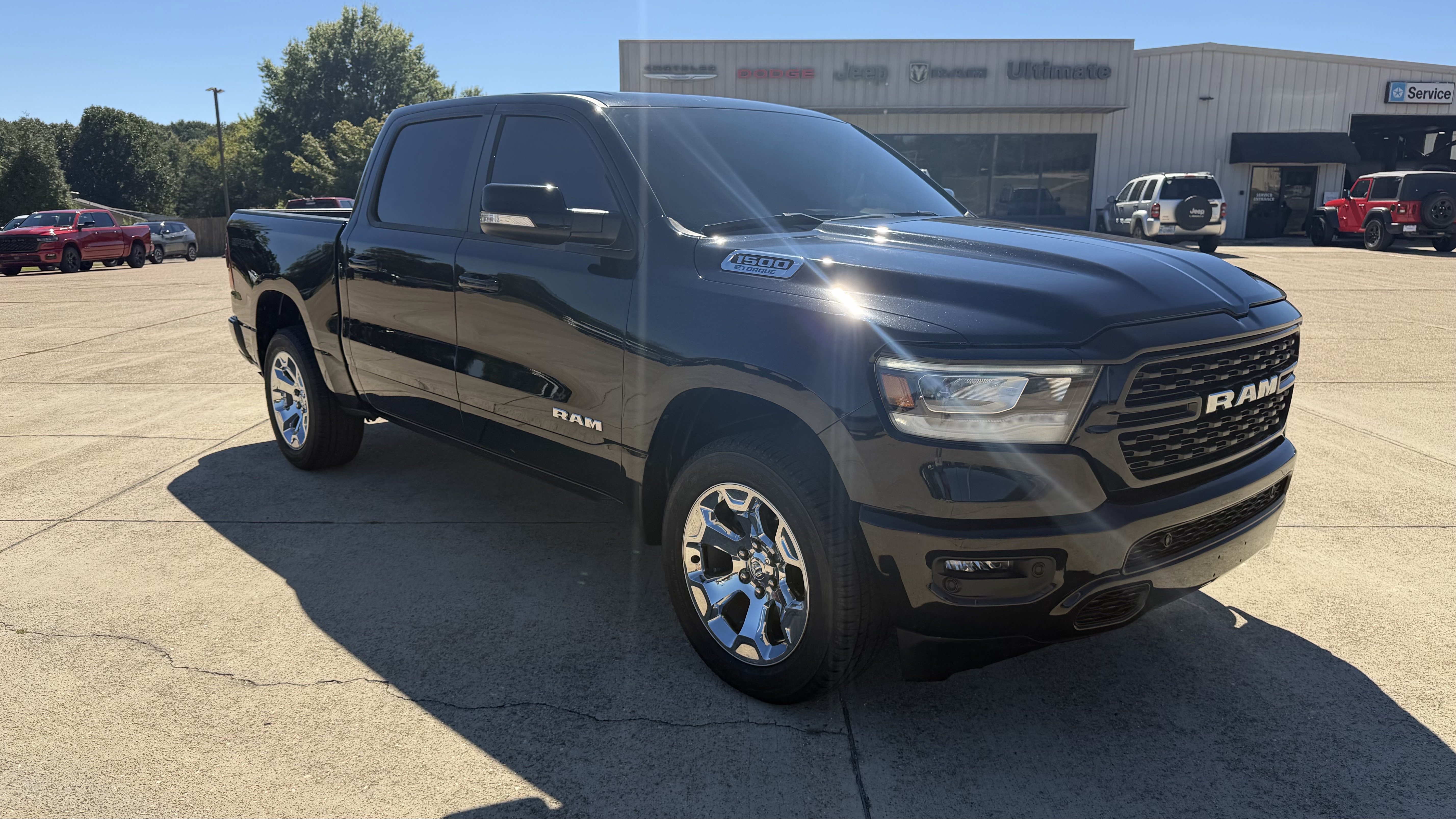 Used 2022 RAM 1500 Big Horn AWD/4WD image 6