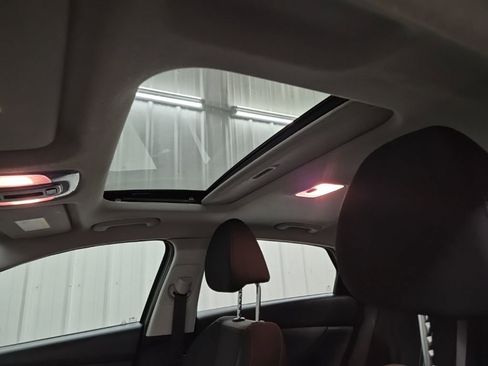 Used 2022 Hyundai Elantra SEL w/ Convenience + Premium Package image 33