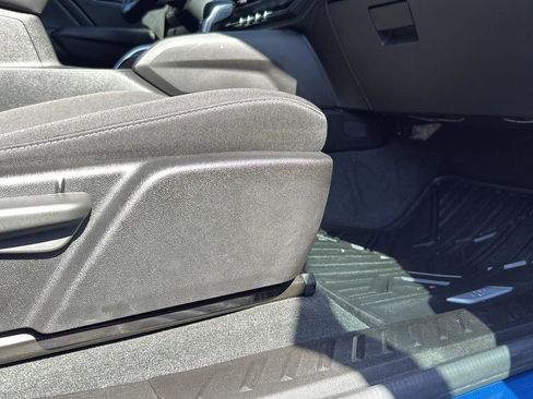 Used 2023 Chevrolet Colorado LT w/ LT Convenience Package II image 25