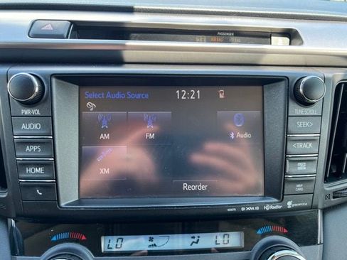 Used 2016 Toyota RAV4 Limited AWD/4WD image 28