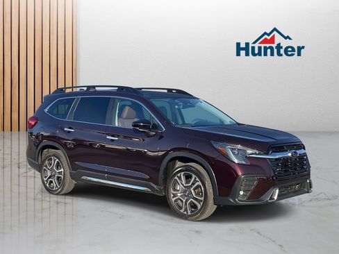 Certified 2025 Subaru Ascent Touring w/ Popular Package #2 image 1